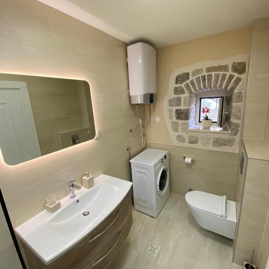 Apartments Marijaz โกตอร์ ภายนอก รูปภาพ